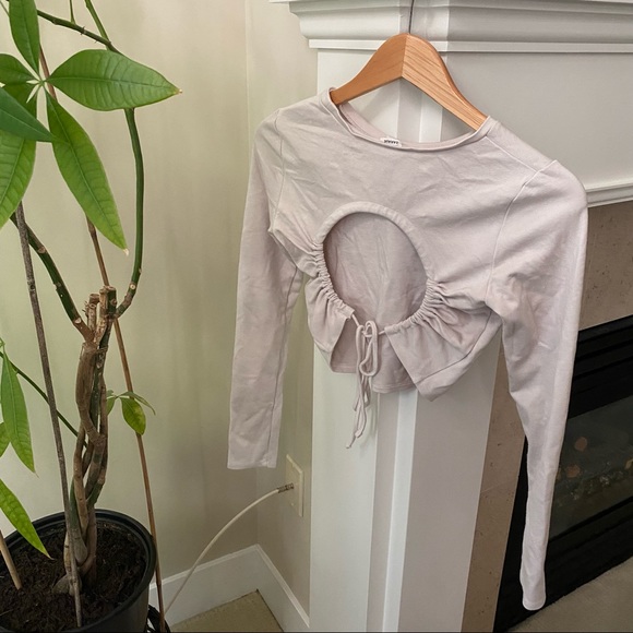 GARAGE Light Purple Open Tie Back Crop Longsleeve Top - Picture 7 of 7